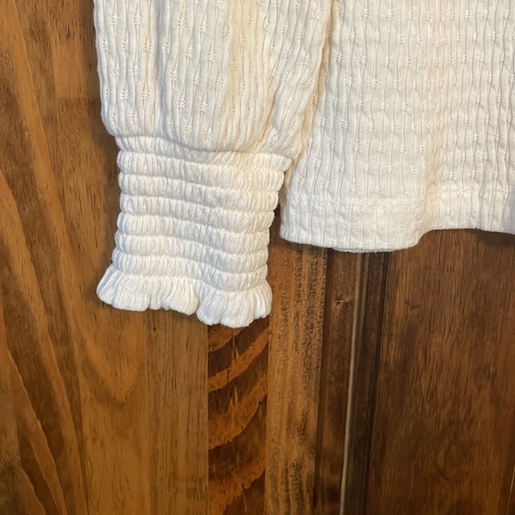 LOFT Stretchy Casual Top Size S Cream - Picture 3 of 4